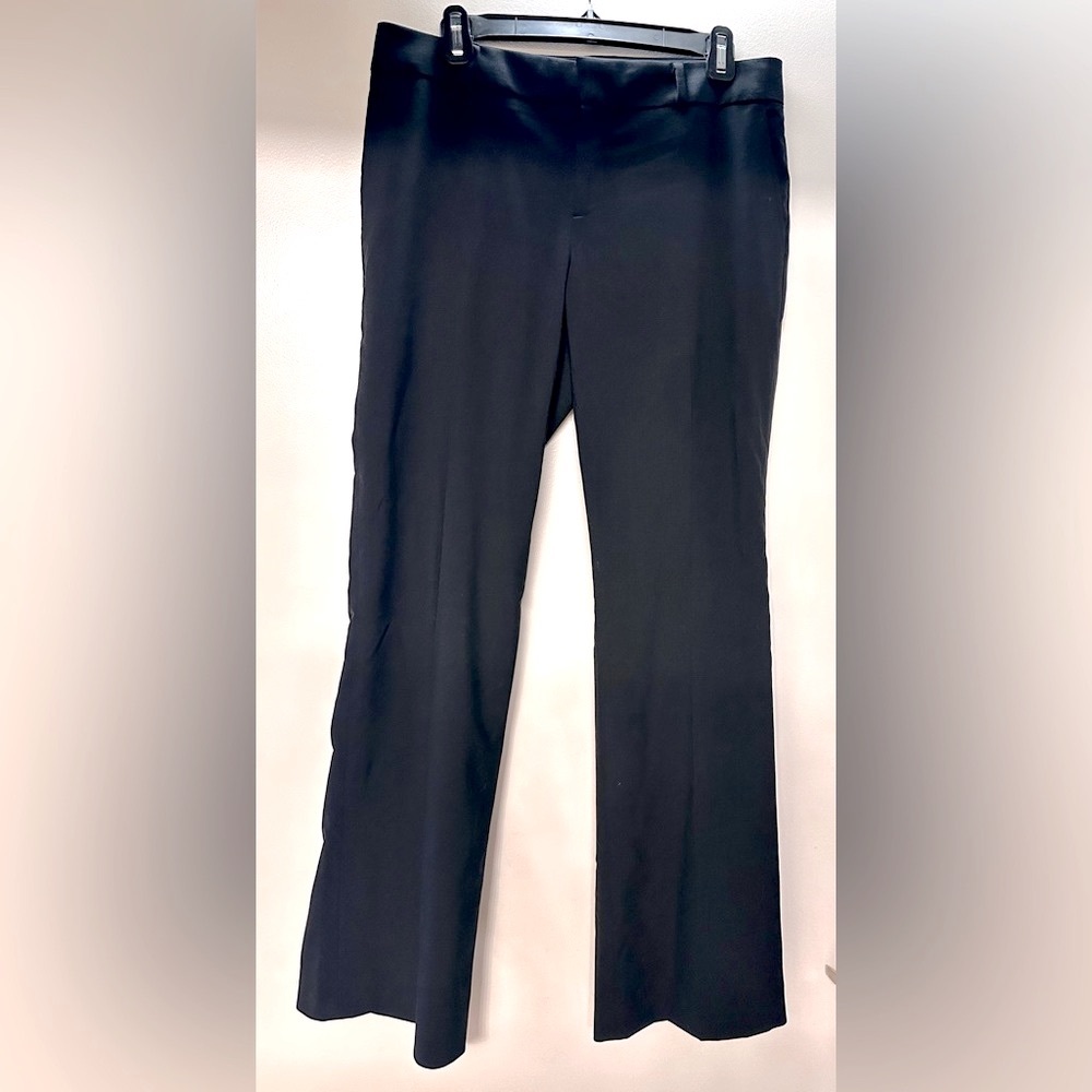 Banana Republic Black Martin Fit Suit. Size 6. PLEASE read description re jacket